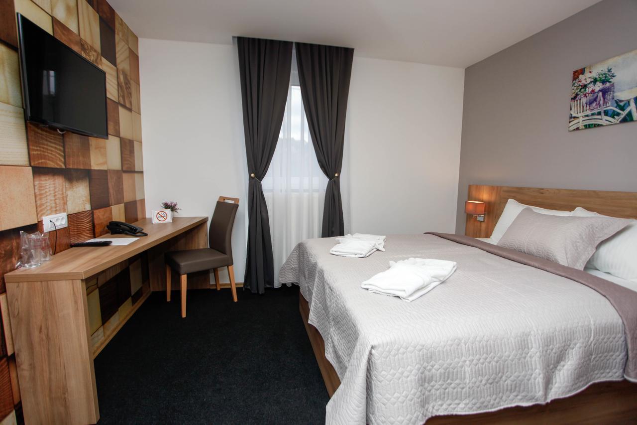 Hotel Kakanj Εξωτερικό φωτογραφία